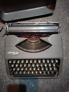 Oryginalna maszyna do pisania Hermes Baby  lata 50-60. XX wieku