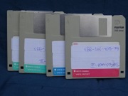 Dyskietki 3,5" 2HD 1,44 MB FUJI FILM używane kolor szary 4 szt.