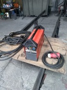 Spawarka Kemppi  Master 220 