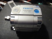 FESTO SIŁOWNIK  PNEUMATYCZNY AEVUZ-32-10-P-A max 10 bar