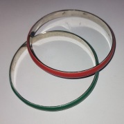 Bransoletki metalowe pokryte kolorową masą 2 szt.