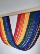Dekoracja na ścianę makrama handmade tęcza 100 cm