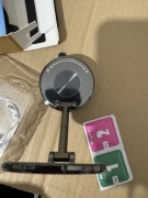 magnetyczny uchwyt samochodowy do telefonu, model G701