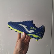 Buty sportowe korki na boisko rozmiar 34