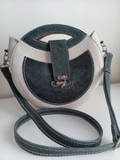 Damska torebka na pasku