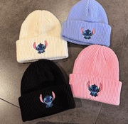 Disney Czapka z haftowanym Stitch 4 kolory.