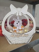 Koszyk Wielkanocny z zajączkami .
