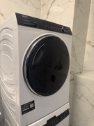 Sprzedam suszarkę Haier HD90-A2979N-S