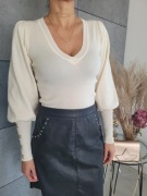 Sweterek z dekoltem promocja święta 