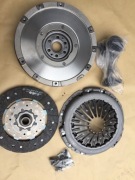 Ford c-max focus mondeo  sprzęgło kompletów 2011