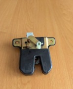 Zamek klapy bagażnika Seat TOLEDO 2 II 8D5827505D