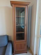 Drewniany regał na książki drewniany