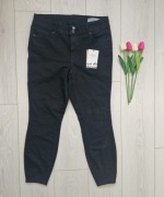 Spodnie  Czarne Vero Moda