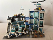 Zestaw Lego policja City 7498 posterunek
