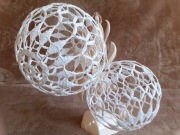 BOMBKI SZYDEŁKOWE RĘCZNIE ROBIONE 2 szt (13) 