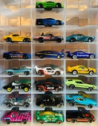 20 Modeli USA Hot Wheels Camaro Ford Mustang, MBX Corvette - Lista