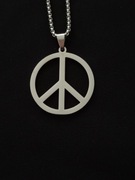 Naszyjnik z pacyfką w kole, wisiorek z  łańcuszkiem 