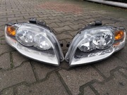 Reflektory do Audi A4 B7 stan bardzo dobry cena za komplet . Wysyłka 