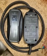 Niesprawna ładowarka samochodowa 11kwh DE DEdm2C11bx, niekompletna