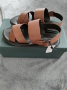 Skórzane sandały unisex Pier One – rozmiar 41