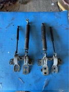 ZAWIASY siłowniki KLAPY TYŁ LEWY PRAWY BMW E39 KOMBI