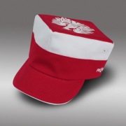 Nowa Czapka z daszkiem kibicowska Rogatywka