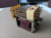 Przekaźnik elektromagnetyczny z czasów PRL