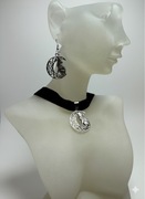 Komplet Biżuterii "Zew Księżyca" – Naszyjnik i Kolczyki