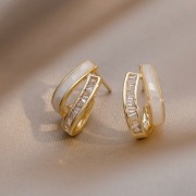 Kolczyki ze stali szlachetnej pozłacane 14k złotem, cyrkonie masa perłowa