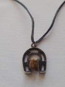 Naszyjnik z kamieniem naturalnym  podkowa vintage boho choker skórzany 