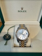 Rolex 41 stal i żółte złoto, tarcza w kolorze srebrnym i bransoleta Jubilee