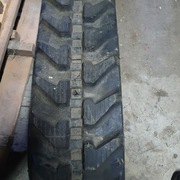 Gąsienica do koparki.