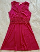 Sukienka koktajlowa różowa 36 koronka rozkloszowana