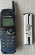 Zabytkowy telefon Motorola M3688 