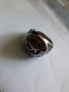 Sygnet, pierścień.