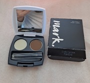 Avon Paletka do modelowania brwi 