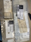 KOMPLET MERCEDES VITO W447 Wkładka posrednia blotnika przod lewy i prawy