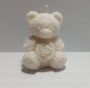 ŚWIECZKA OZDOBNA W KSZTAŁCIE MISIA W KOLORZE - białym.