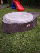 Piaskownica z pokrywą