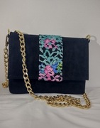 Mała torebka na ramie