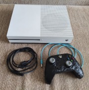 Xbox One S 1TB - konsola z napedem