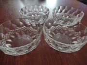 Używane, dekoracyjne, szklane miseczki,  4 sztuki-ITALY