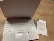 Biała klawiatura iPada Pro 11 cali