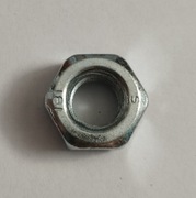 Nakrętka M10 Niczuk 