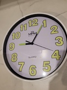 Zegarek fluorescencyjny ścienny