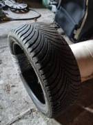 Opona całoroczna Kumho SOLUS 4S HA32 225/45/18 95Y XL