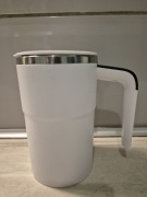 Elektryczny Kubek Termiczny z samo mieszaczem 