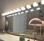 Lustro wizażowe do makijażu 