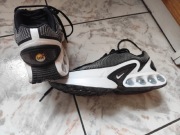 Buty Nike Air Max DN czarno-białe sportowe sneakersy rozmiar 44.5 (28.5 cm)