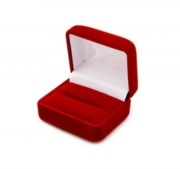Miękkie Aksamitne Pudełko na Pierścionek